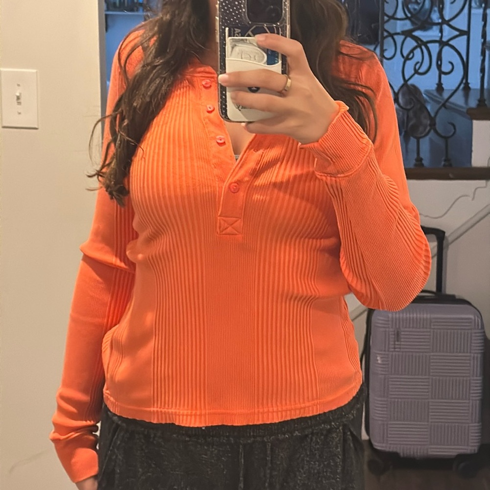 aerie long sleeve ribbed button up